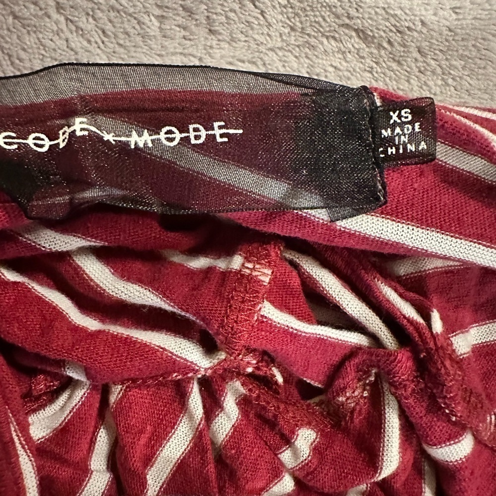 Code x Mode Striped High Low Wrap Style Low Back Women's Top - Picture 3 of 5